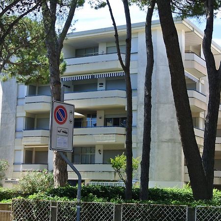 Eva 45 Apartamento Lignano Sabbiadoro Exterior foto